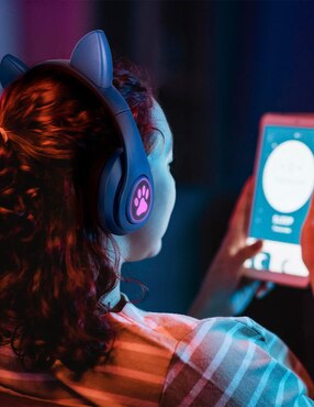 Audífonos Over-Ear Techzone DN-BEJ03B inalámbricos