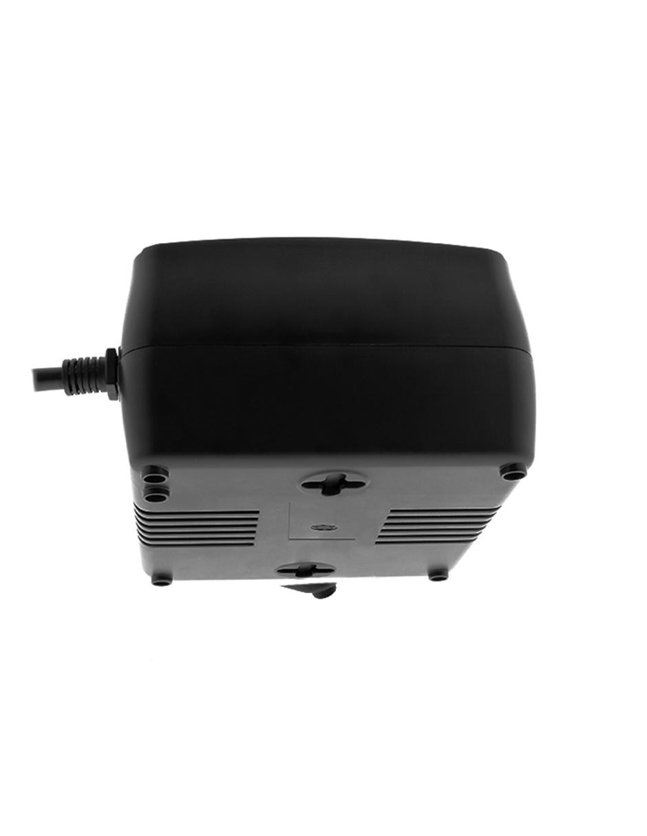 Regulador Automático de Voltaje FVR-3001M 2